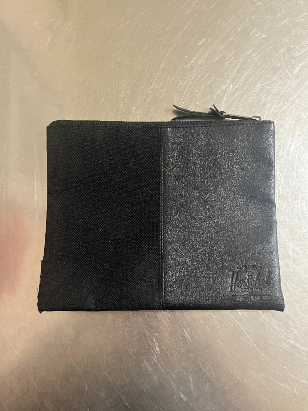 HERSCHEL Supply Co Black Travel Pouch Zip Case